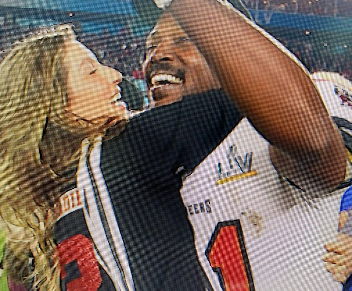 Antonio Brown + Gisele Bündchen